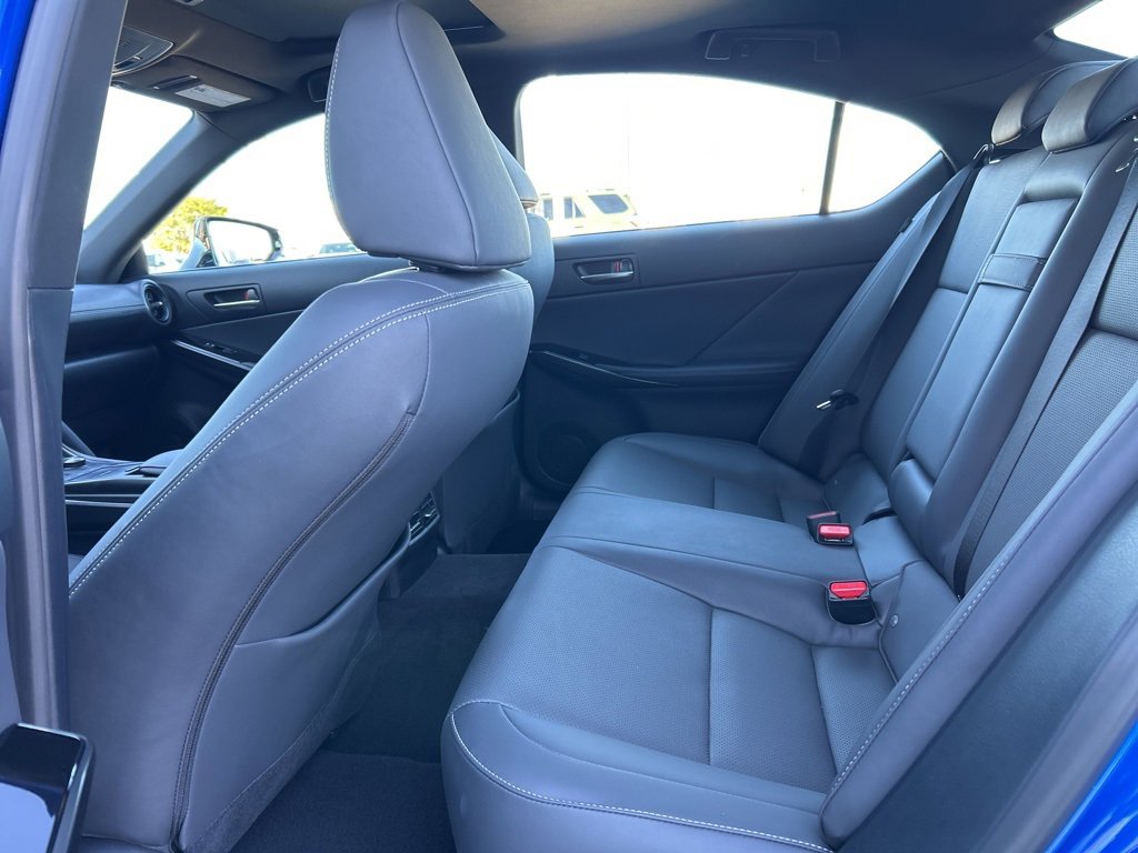 Used 2025 Lexus IS 350 F Sport image 10