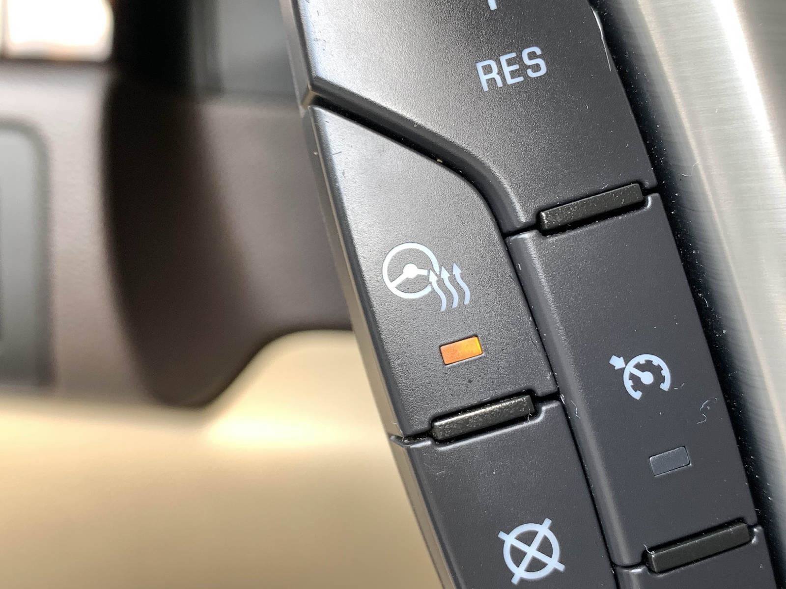 Used 2013 GMC Yukon Denali AWD/4WD image 16