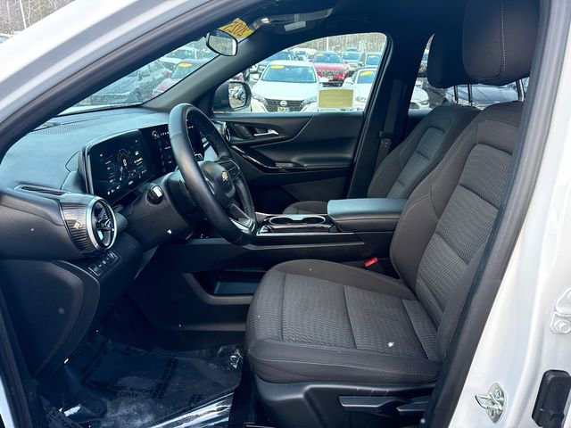 Used 2025 Chevrolet Equinox LT image 37