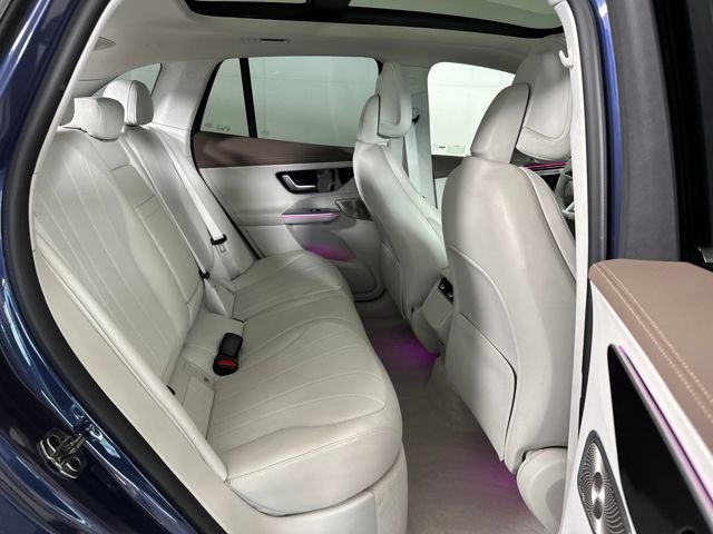 Used 2023 Mercedes-Benz EQE 350+ 4MATIC SUV w/ Exclusive Trim Package image 27
