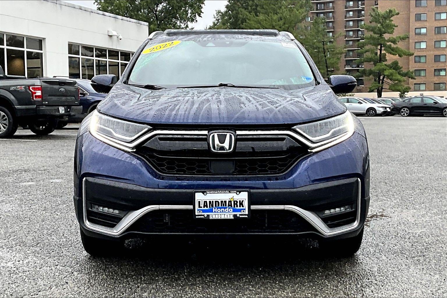 Used 2022 Honda CR-V Touring image 3