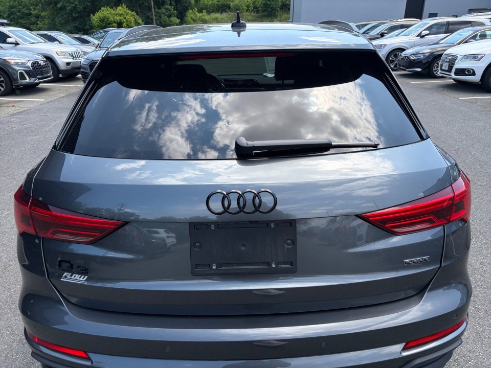 Used 2025 Audi Q3 2.0T Premium Plus w/ Premium Plus Package AWD/4WD image 14