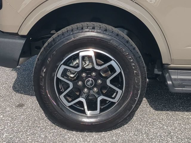 Certified 2025 Ford Bronco Outer Banks AWD/4WD image 12