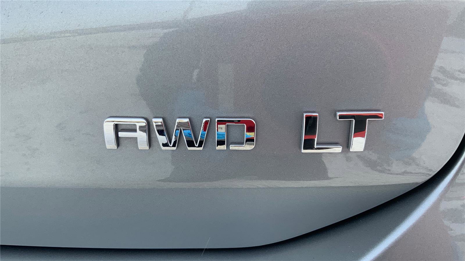 Used 2024 Chevrolet Equinox LT AWD/4WD image 24