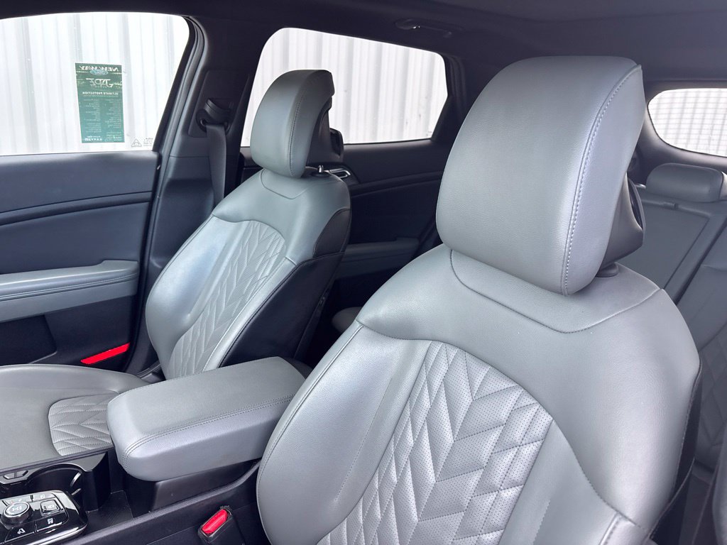 Used 2023 Kia Sportage X-Pro AWD/4WD image 19