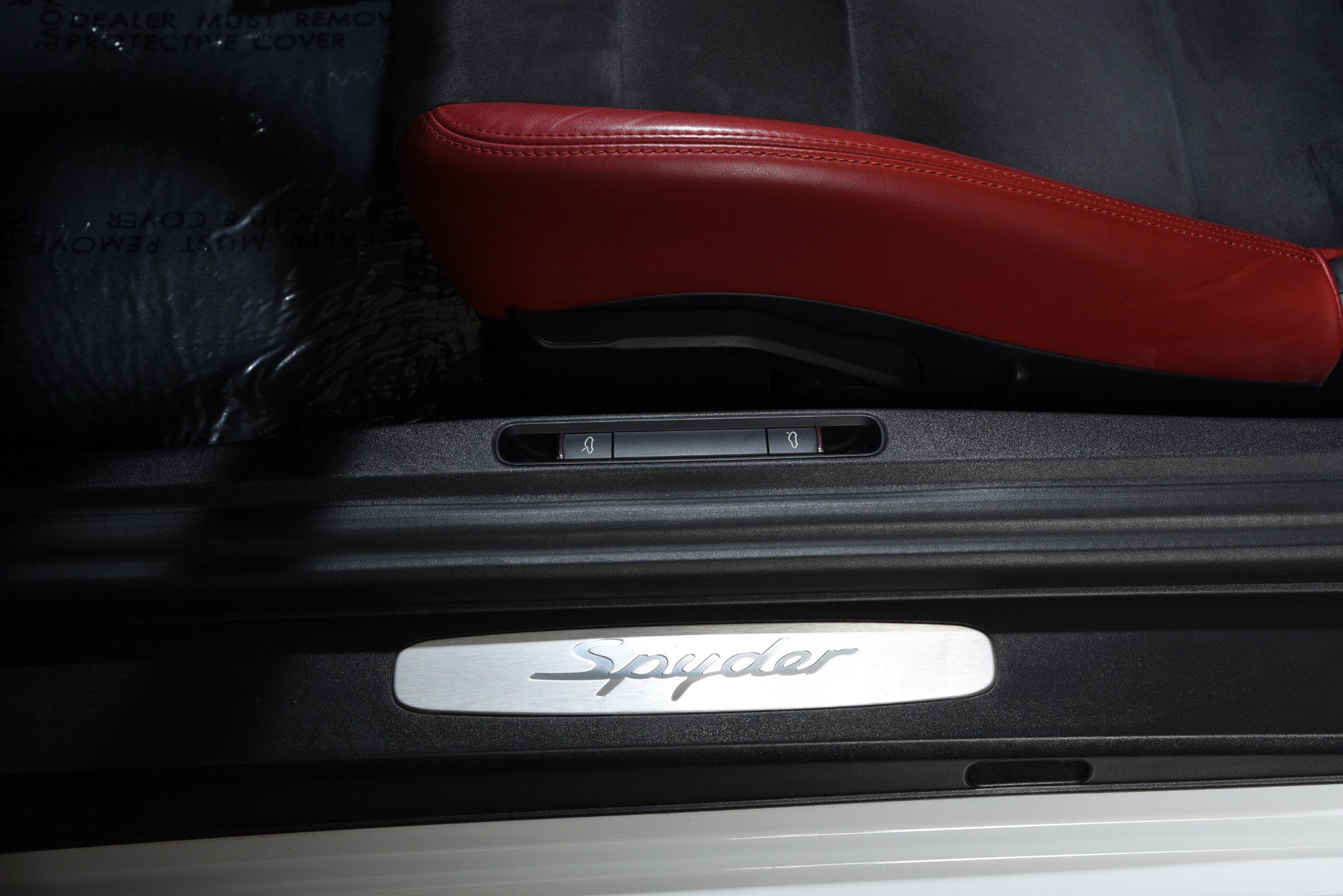 Used 2016 Porsche Boxster Spyder RWD image 27
