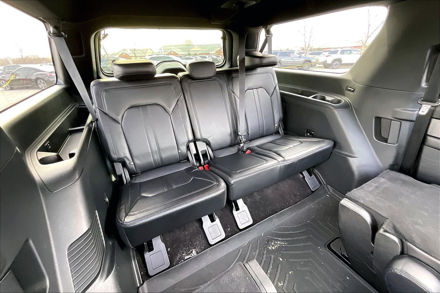 Used 2021 Ford Expedition Max Limited image 23