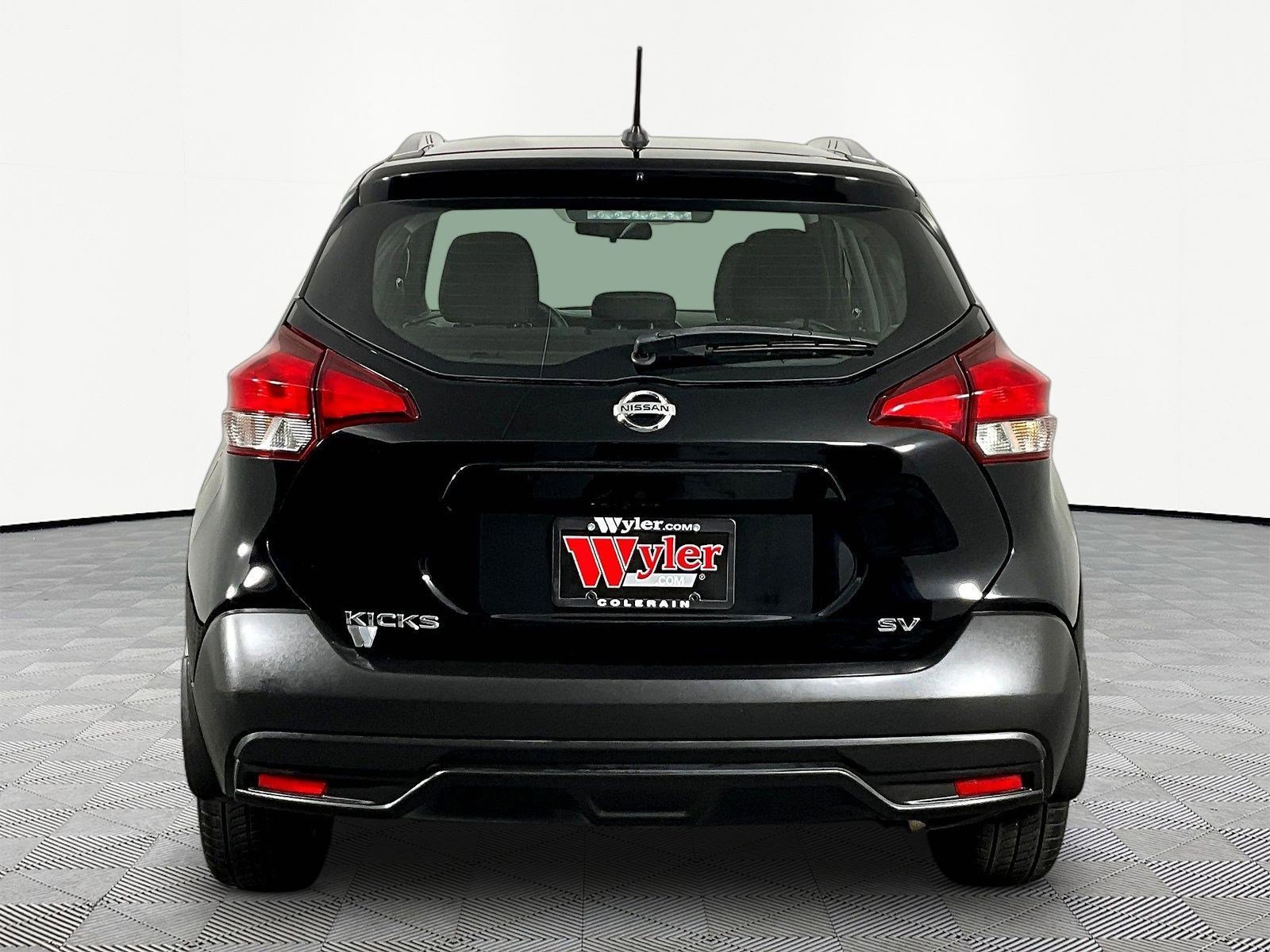 Used 2019 Nissan Kicks SV FWD image 5