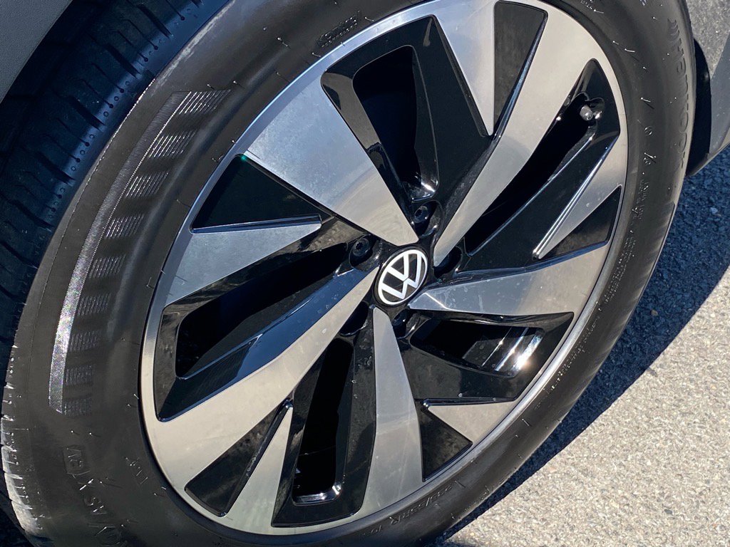 Certified 2024 Volkswagen ID.4 2WD image 18