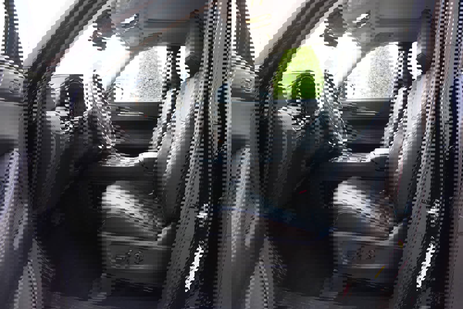 Certified 2023 INFINITI QX60 Luxe w/ Cargo Package FWD image 15