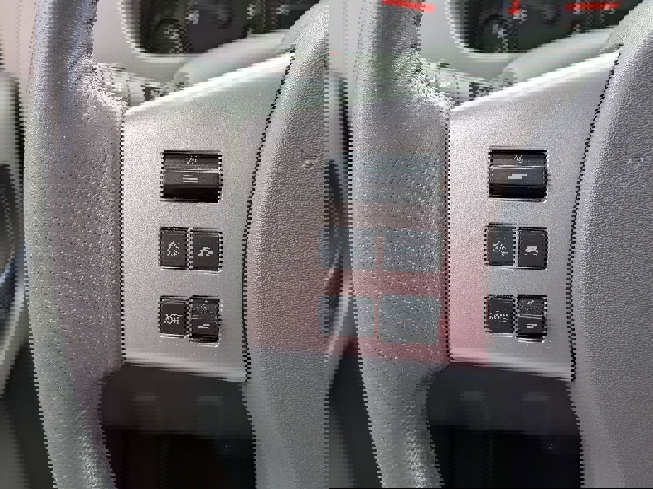 Used 2017 Nissan Frontier SV w/ SV Value Truck Package image 16