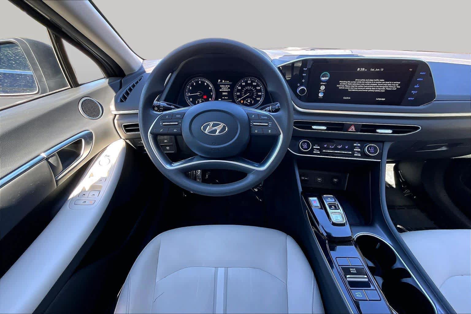 Used 2023 Hyundai Sonata SEL FWD image 6