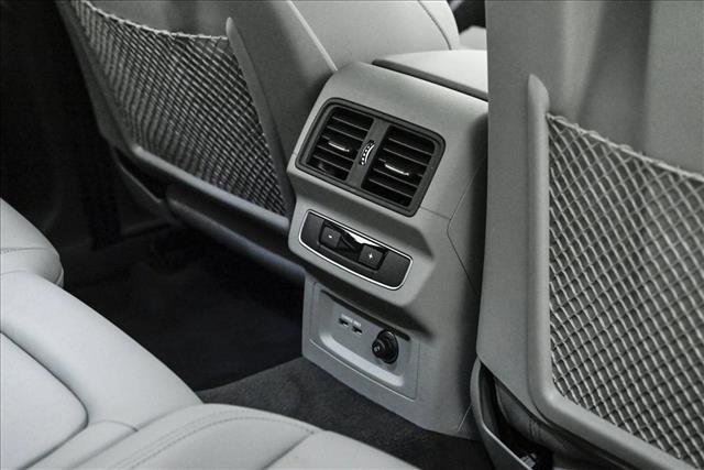 Certified 2025 Audi Q5 2.0T Premium Plus image 18