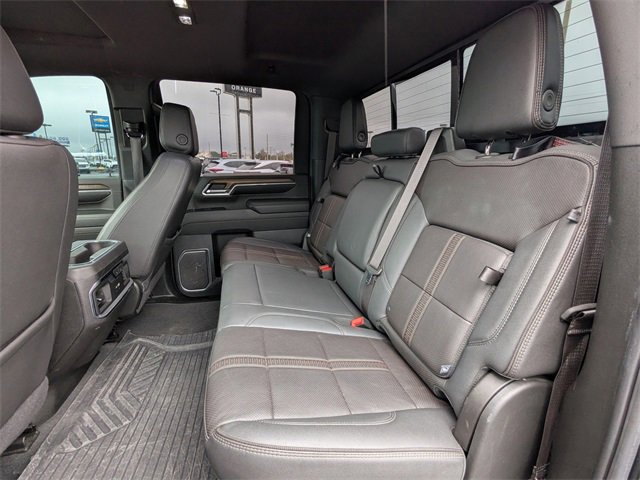 Used 2024 Chevrolet Silverado 2500 High Country w/ High Country Premium Package image 16