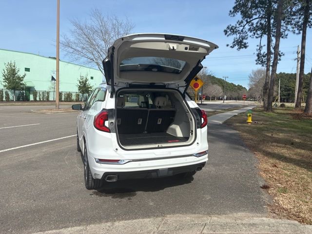 Used 2020 GMC Terrain Denali w/ Denali Premium Package image 19