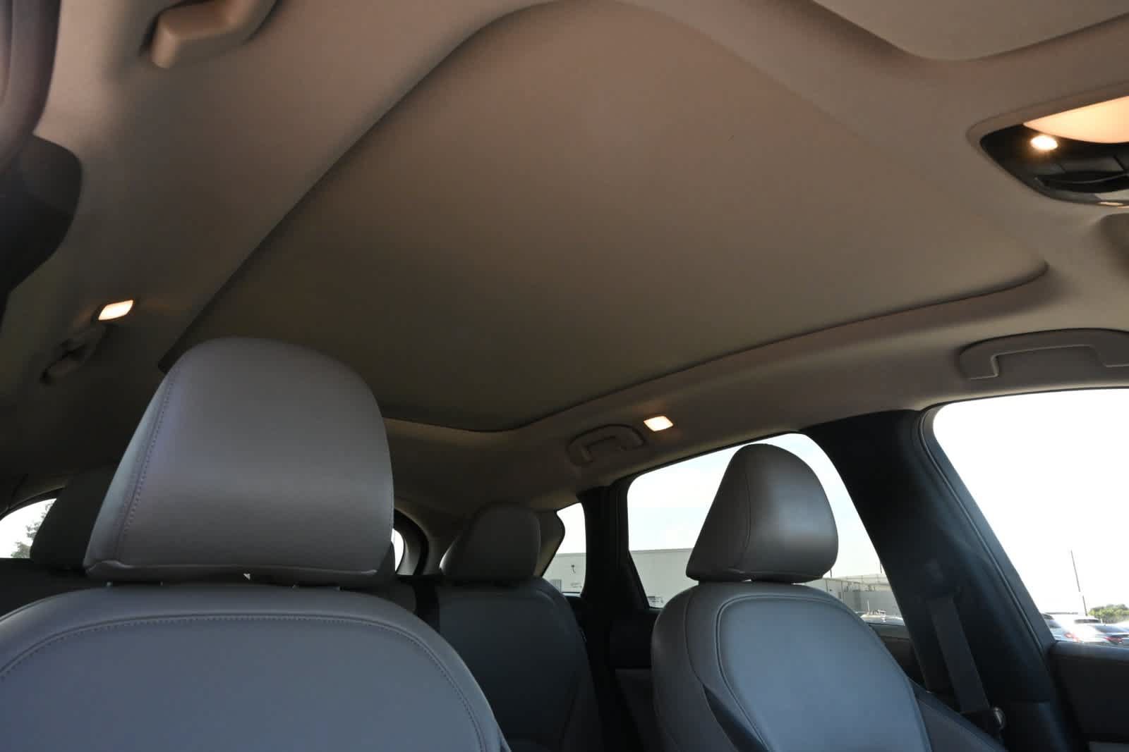 Certified 2023 INFINITI QX50 Luxe FWD image 25