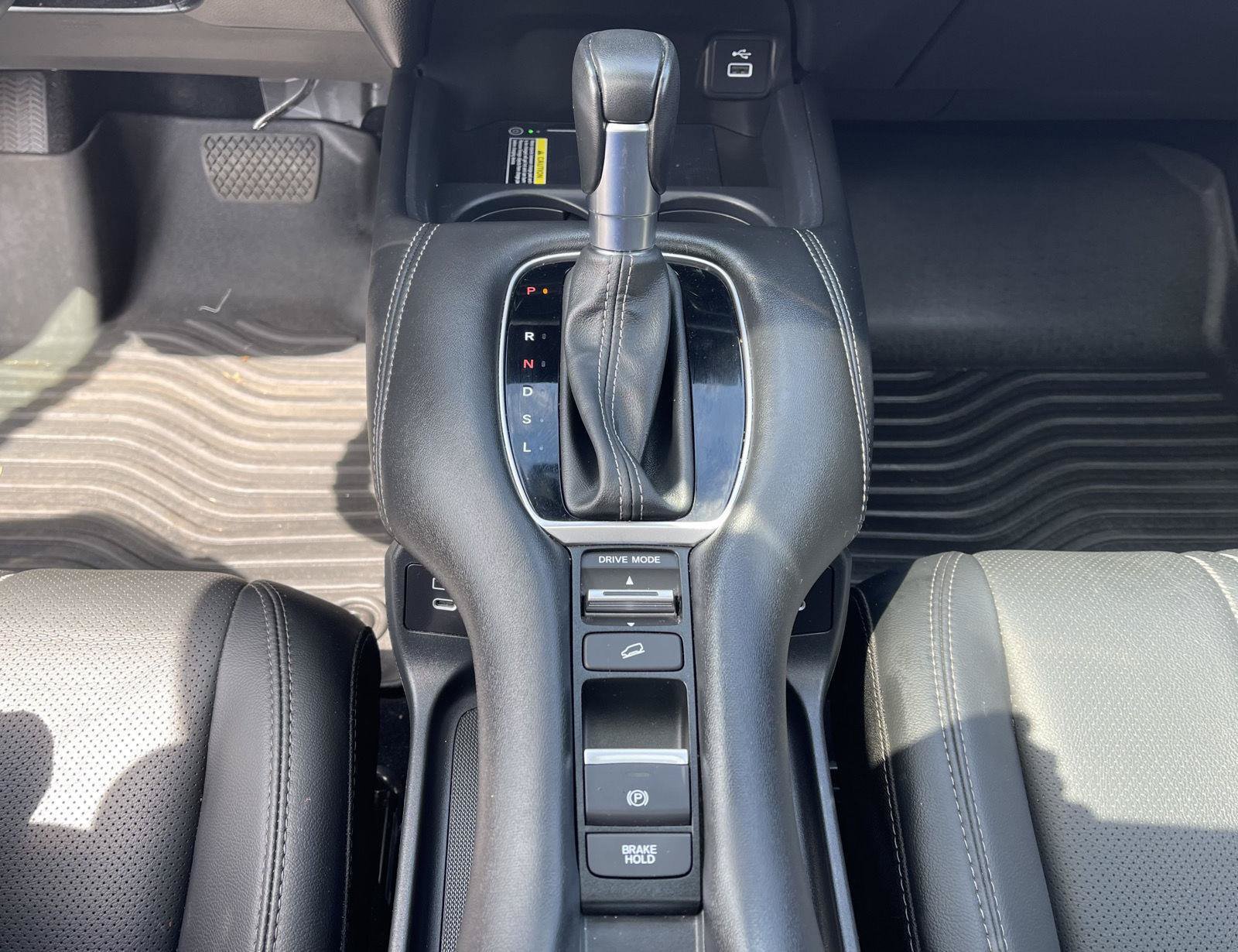 Used 2025 Honda HR-V EX-L image 12