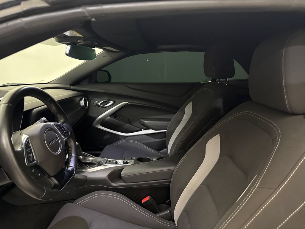Used 2021 Chevrolet Camaro LT RWD image 29