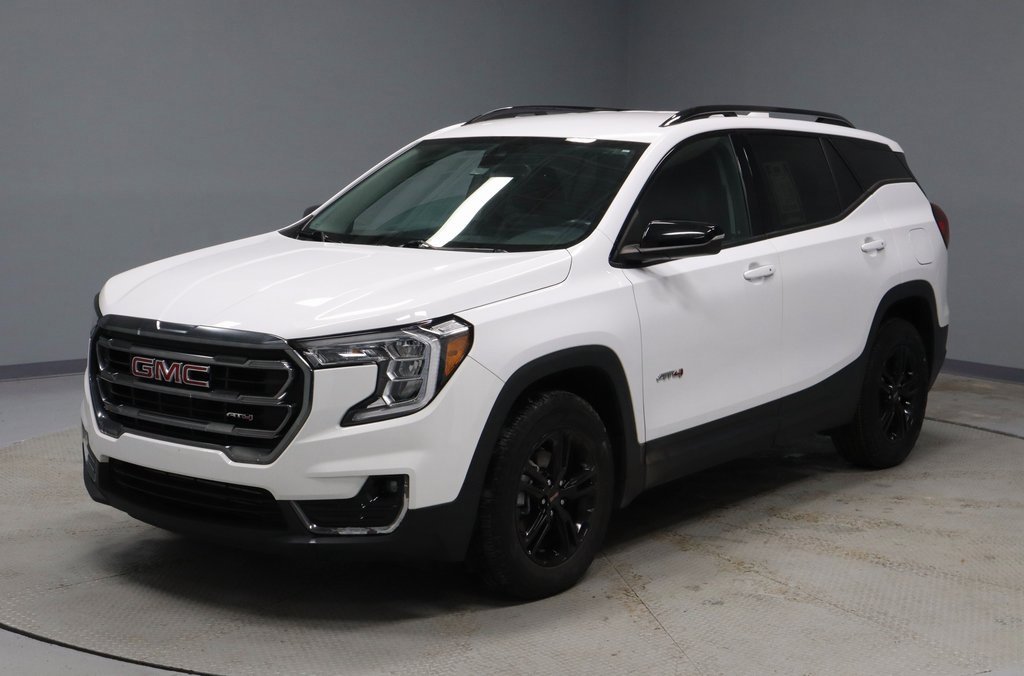 Used 2022 GMC Terrain AT4 w/ Infotainment Package II image 8