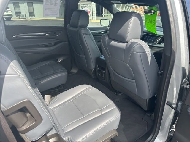 Used 2024 Buick Enclave Premium image 21