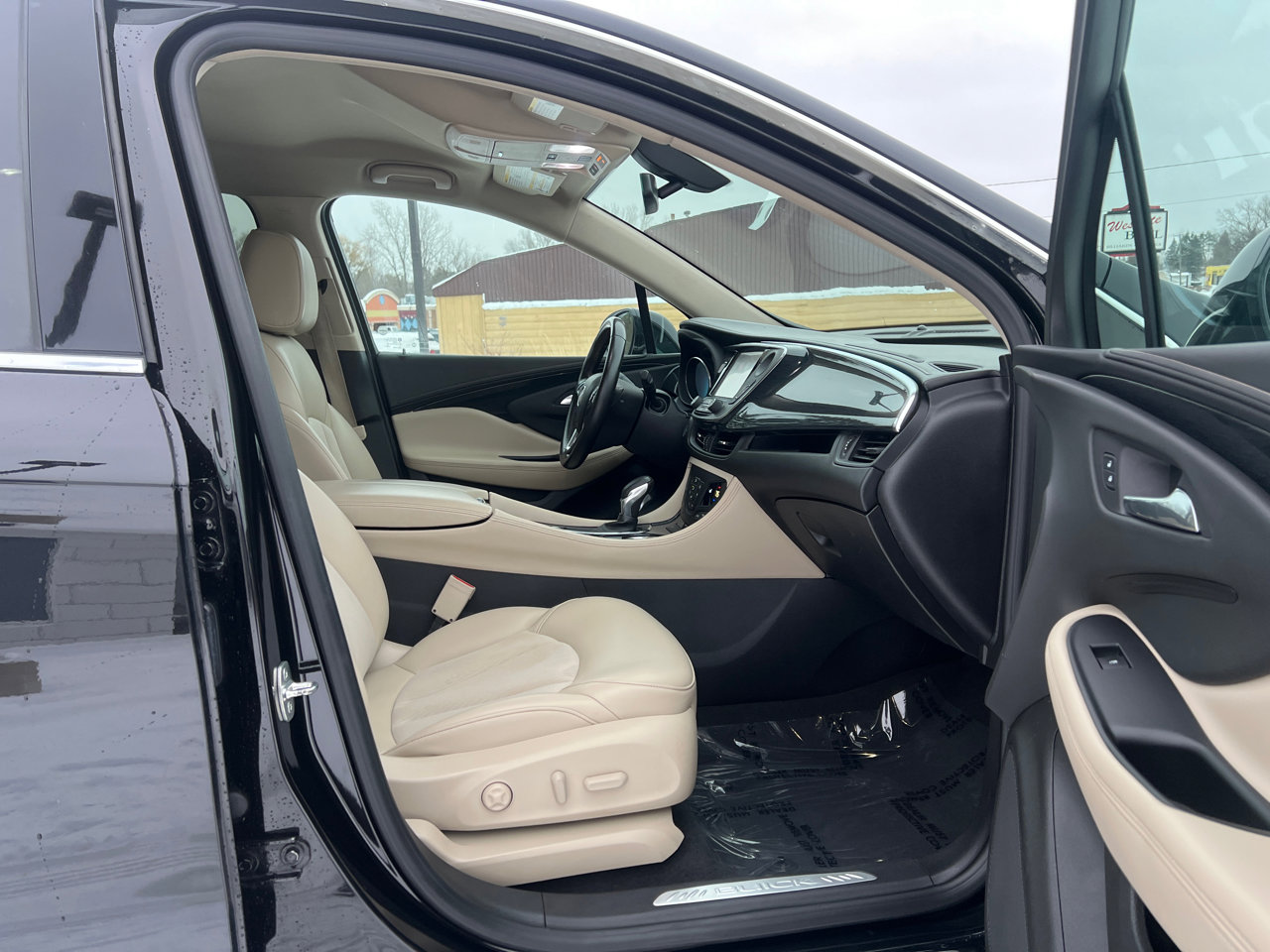 Used 2017 Buick Envision Preferred image 39