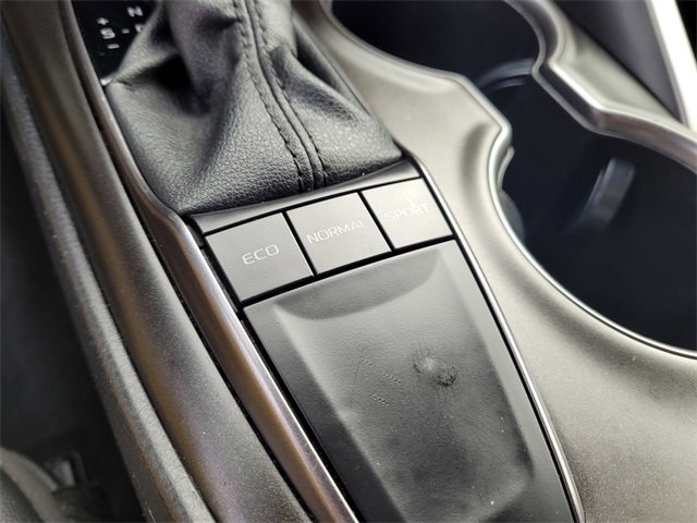 Used 2024 Toyota Camry SE image 21