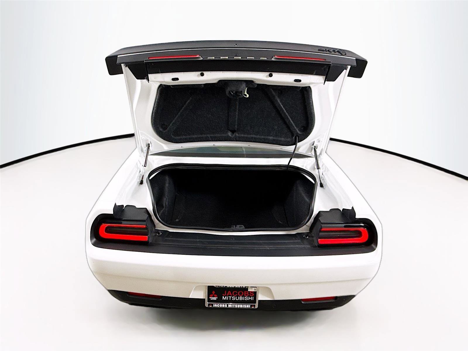 Used 2022 Dodge Challenger SRT Hellcat RWD image 18