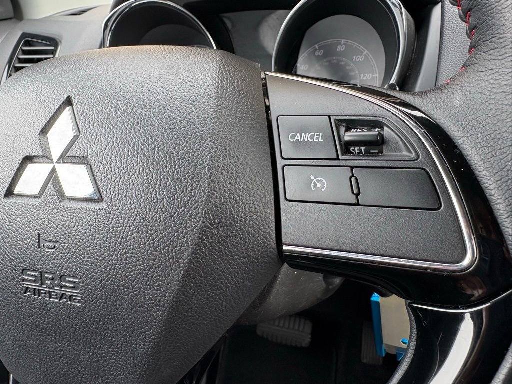Used 2025 Mitsubishi Outlander Sport LE image 24