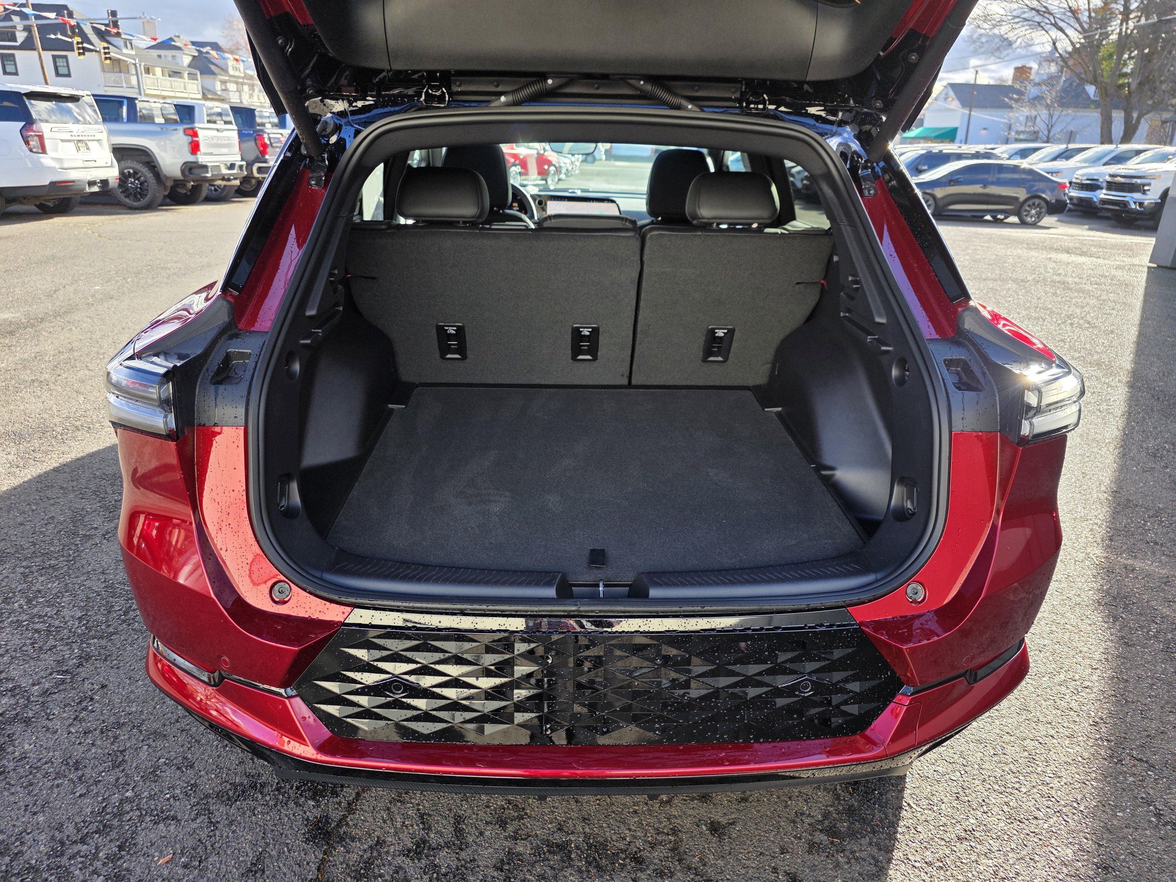 Used 2025 Chevrolet Equinox EV RS image 25