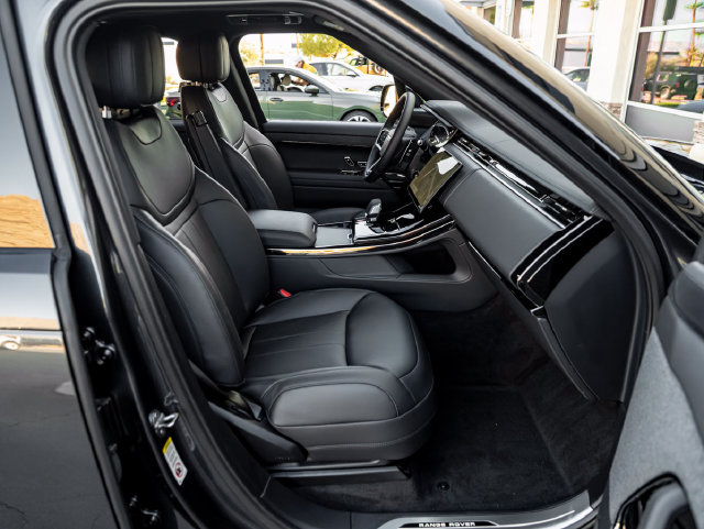 New 2026 Land Rover Range Rover Sport Dynamic SE AWD/4WD image 36