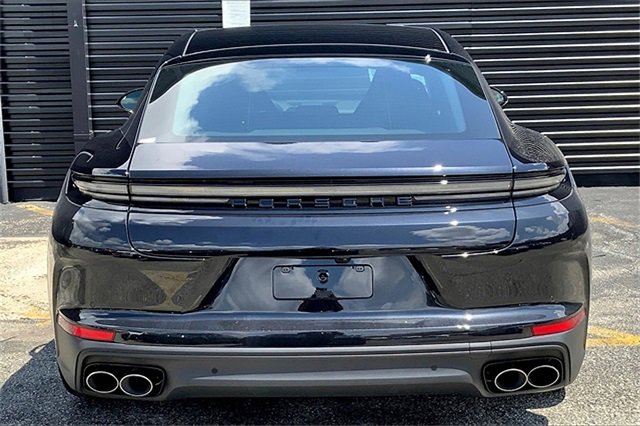 New 2025 Porsche Panamera 4 image 9