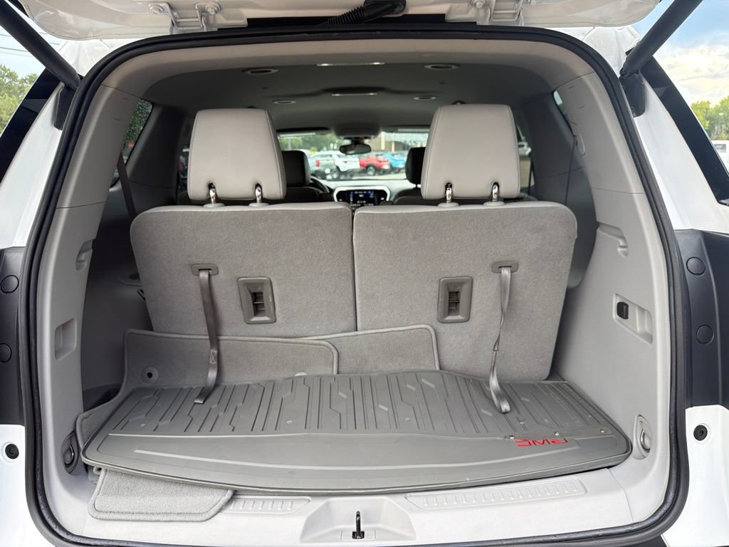 Used 2023 GMC Acadia SLT FWD image 19