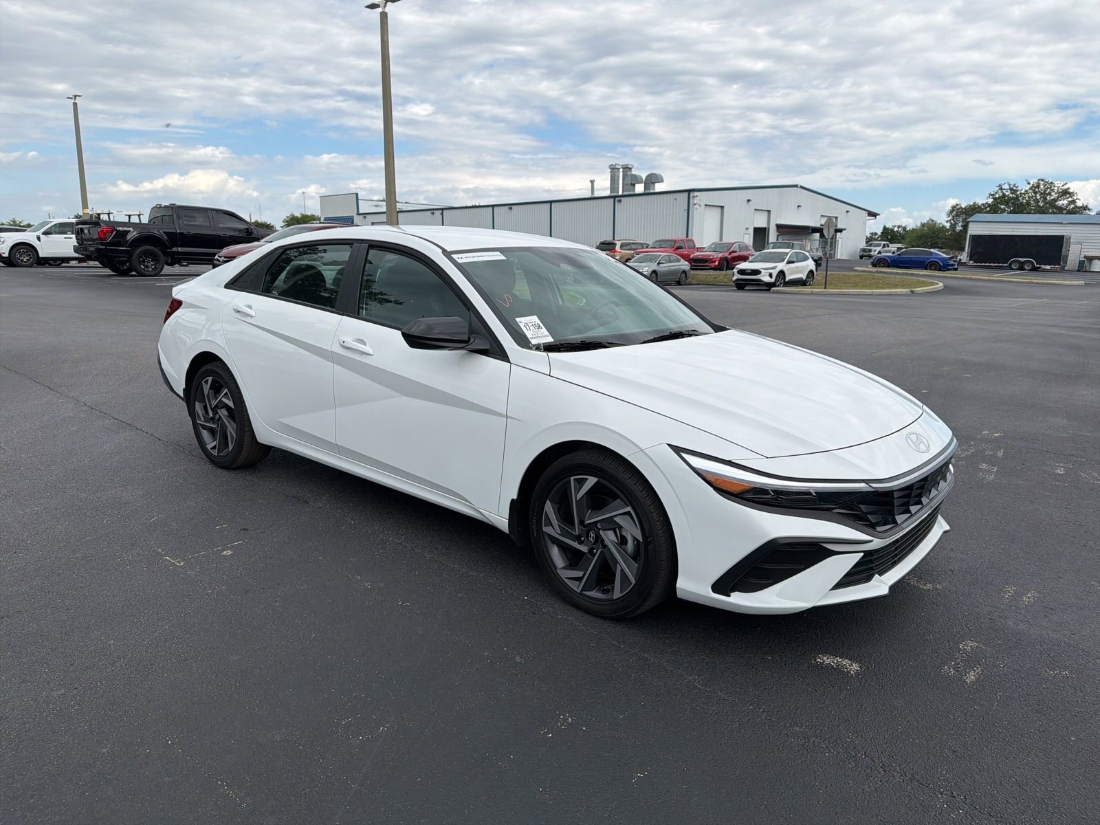Used 2025 Hyundai Elantra Sport w/ Cargo Package FWD image 1