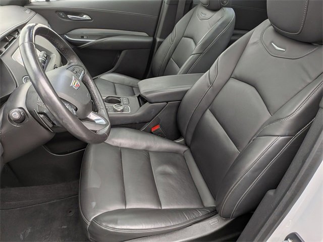 Certified 2023 Cadillac XT4 Premium Luxury w/ Cold Weather Package image 19