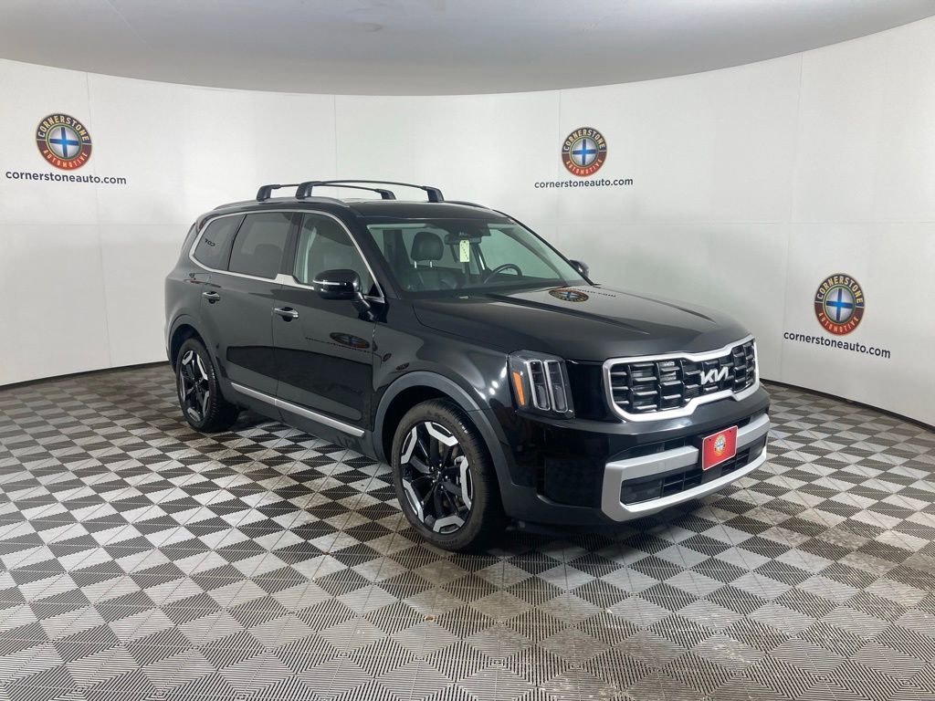 Certified 2025 Kia Telluride S image 17