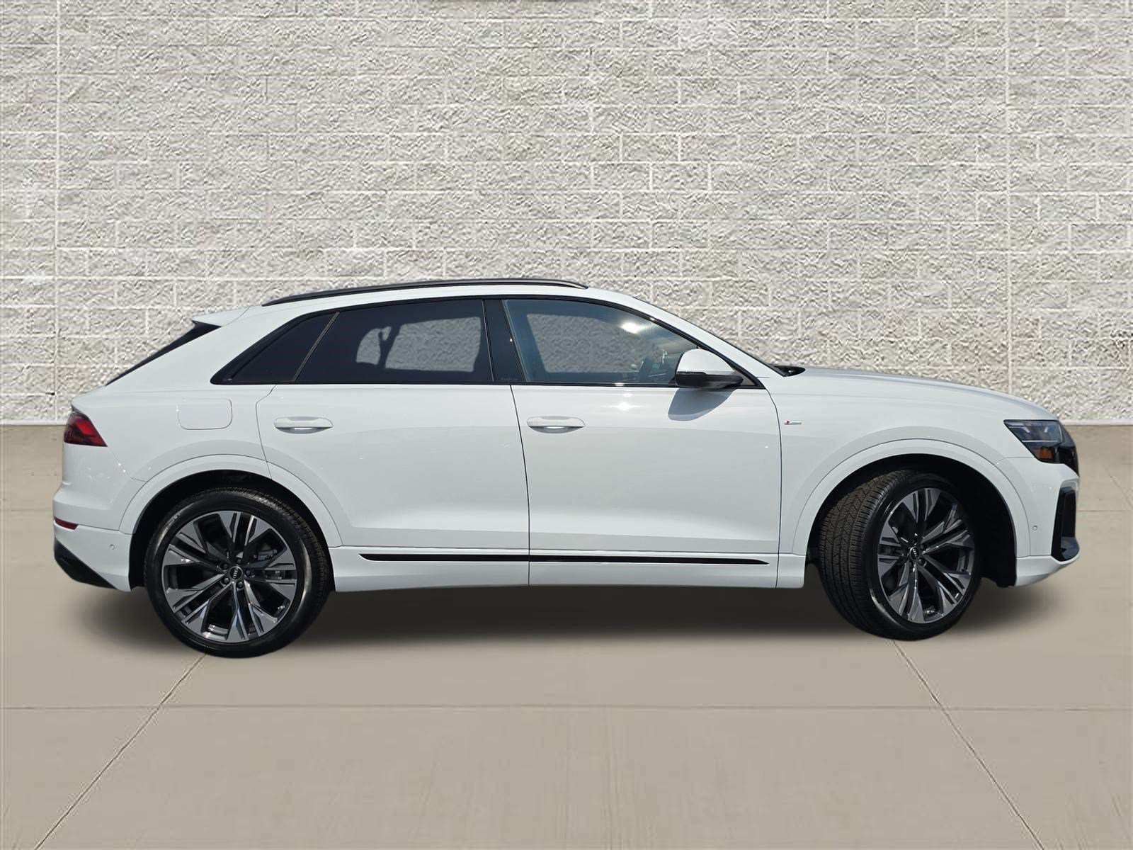 New 2026 Audi Q8 Premium Plus AWD/4WD image 8