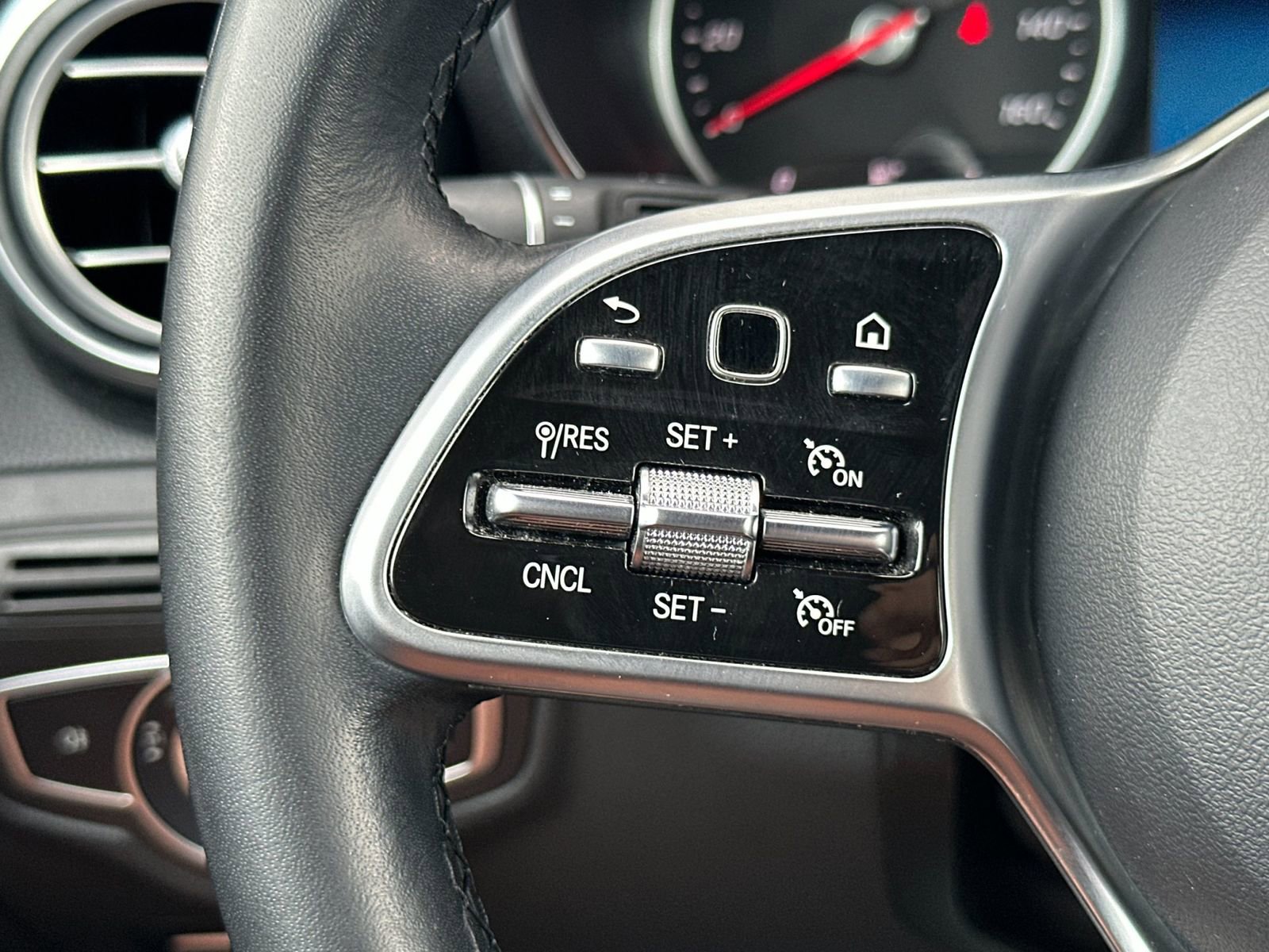 Certified 2022 Mercedes-Benz GLC 300 image 26
