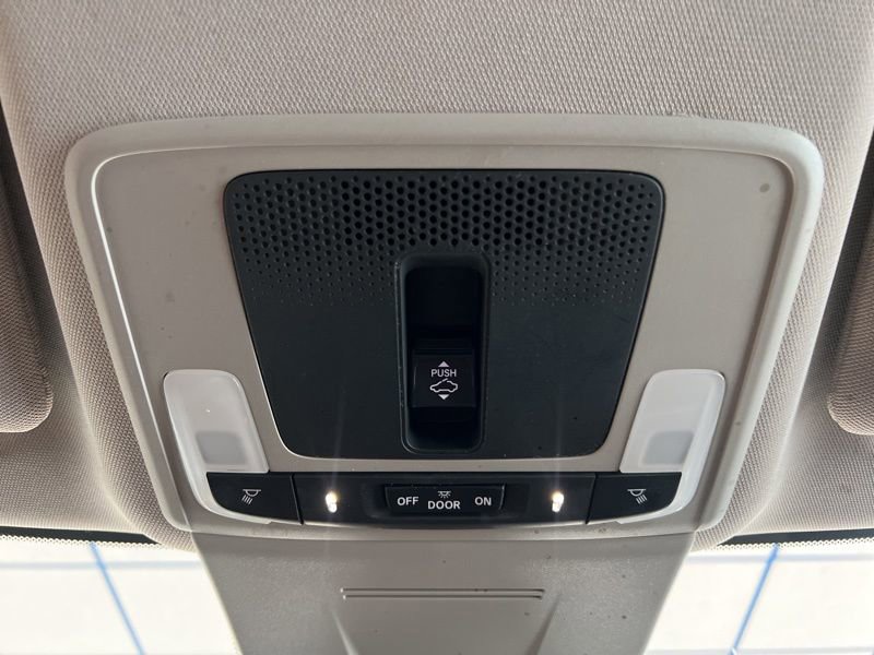 Used 2024 Honda Civic EX-L image 28