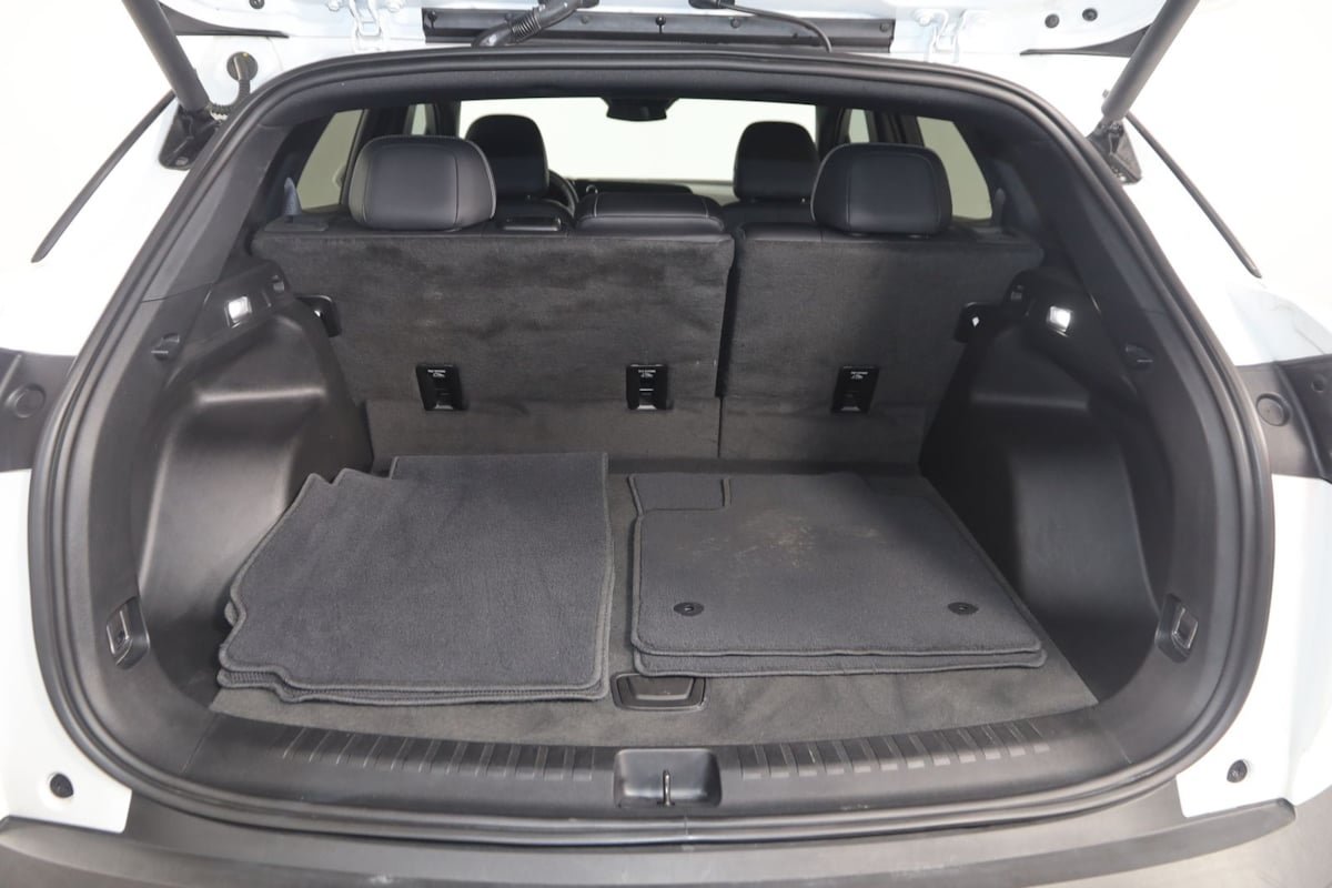 Used 2025 Chevrolet Blazer EV LT AWD/4WD image 46