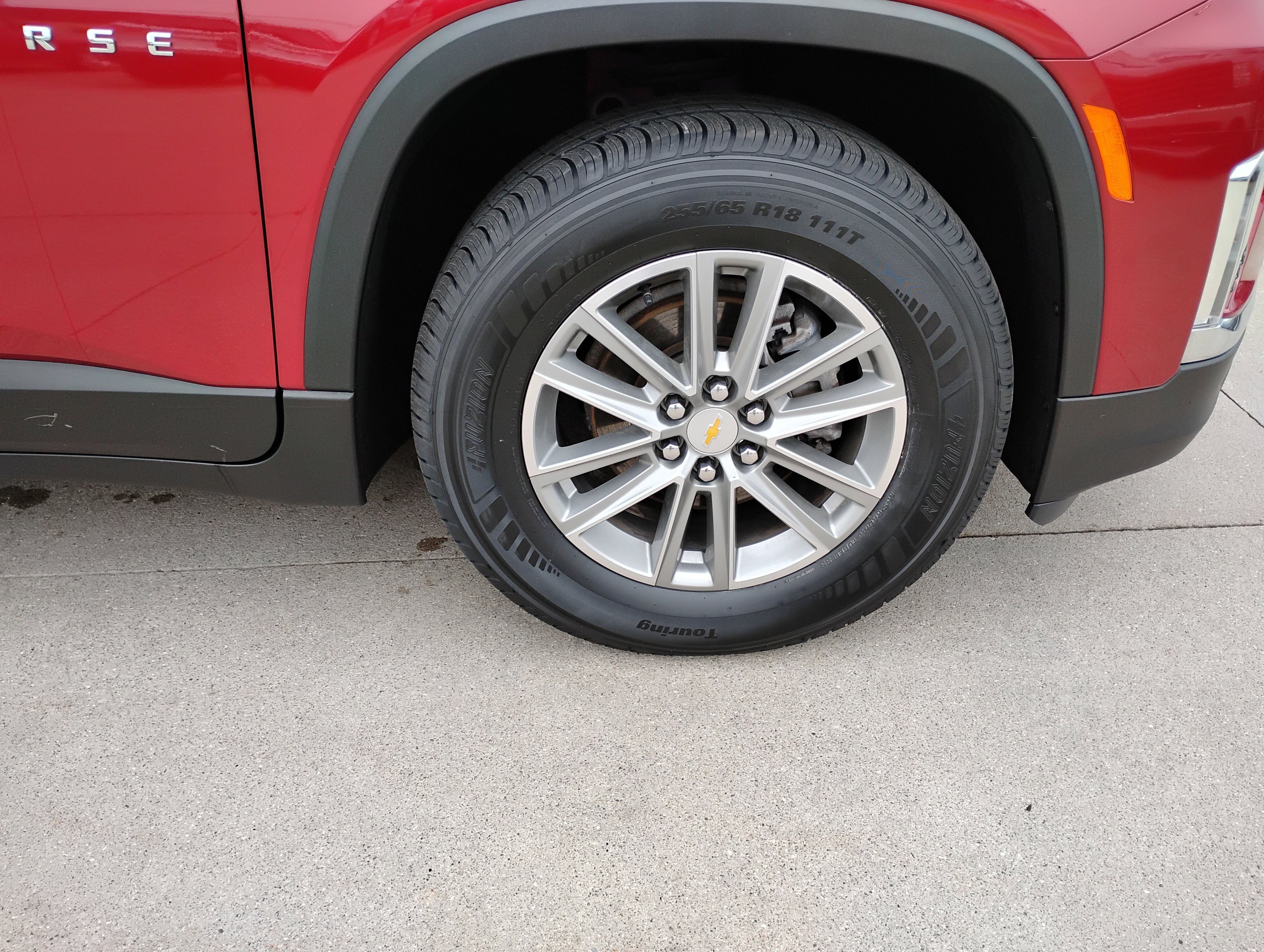 Used 2023 Chevrolet Traverse LT w/ LPO, Floor Liner Package image 27