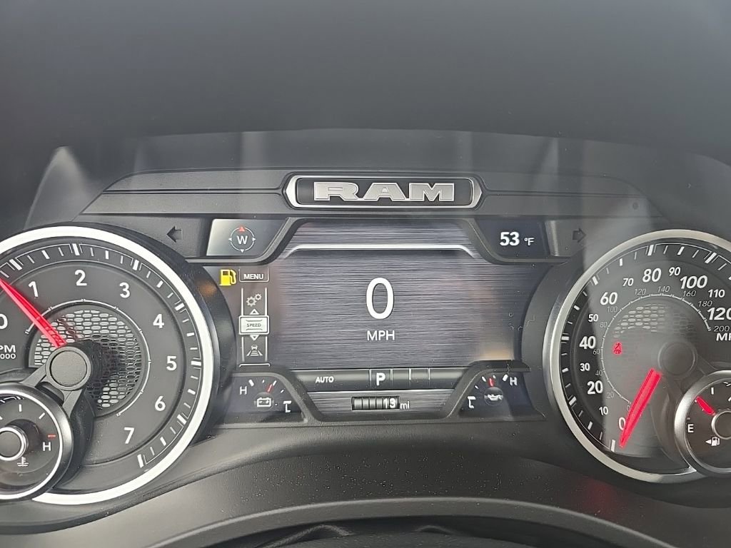 New 2026 RAM 1500 4x4 Crew Cab image 17