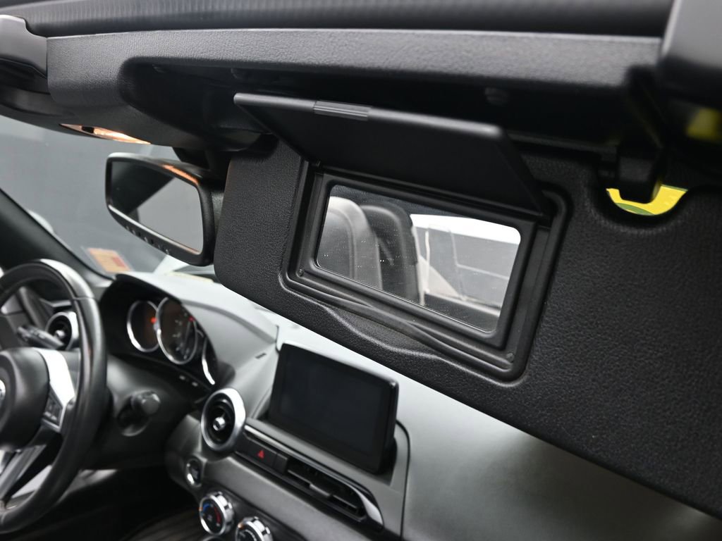 Used 2022 MAZDA MX-5 Miata RF Grand Touring w/ Weather Package image 36