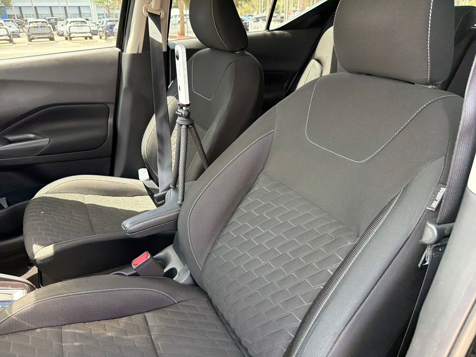 Certified 2021 Nissan Kicks S FWD image 19