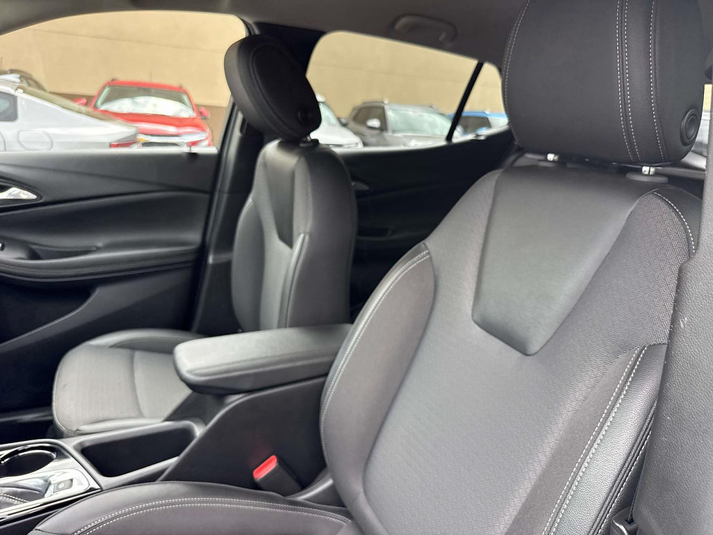 Used 2025 Buick Encore GX Preferred FWD image 23