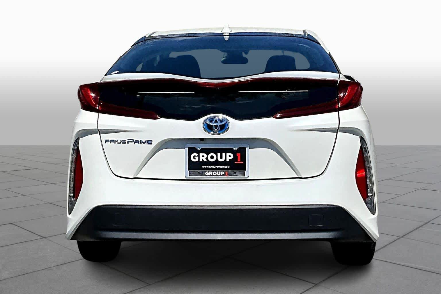 Used 2020 Toyota Prius Prime LE image 5