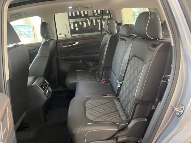 New 2026 Volkswagen Atlas SEL Premium R-Line image 28