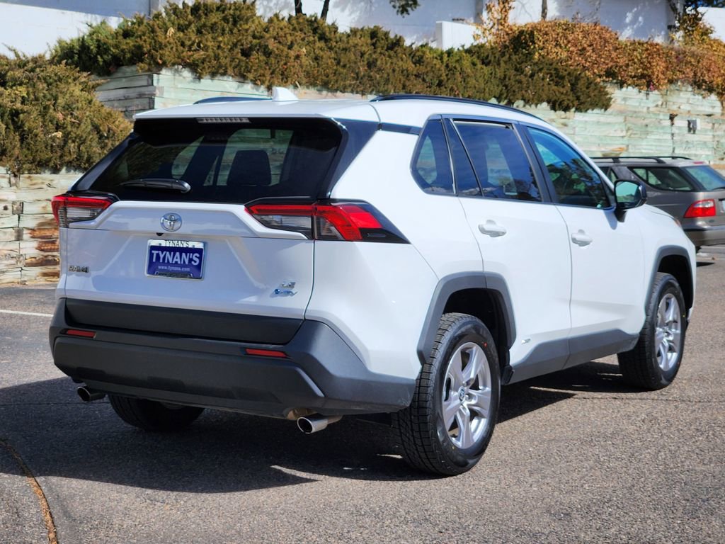 Used 2025 Toyota RAV4 LE image 3