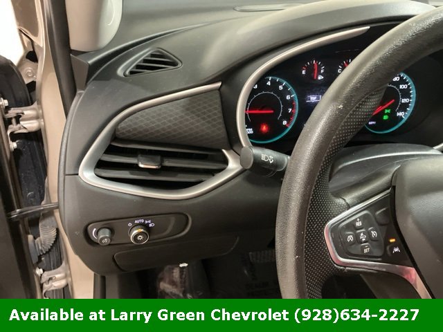 Used 2023 Chevrolet Malibu LT image 14