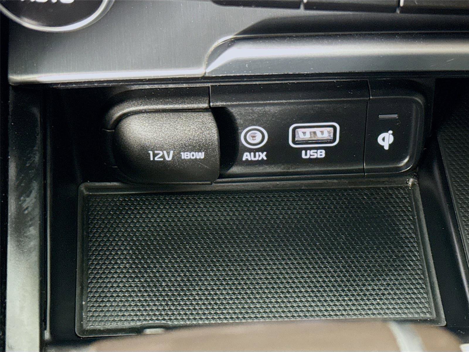 Used 2020 Kia Stinger GT image 16