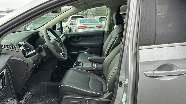 New 2026 Honda Odyssey Touring image 9